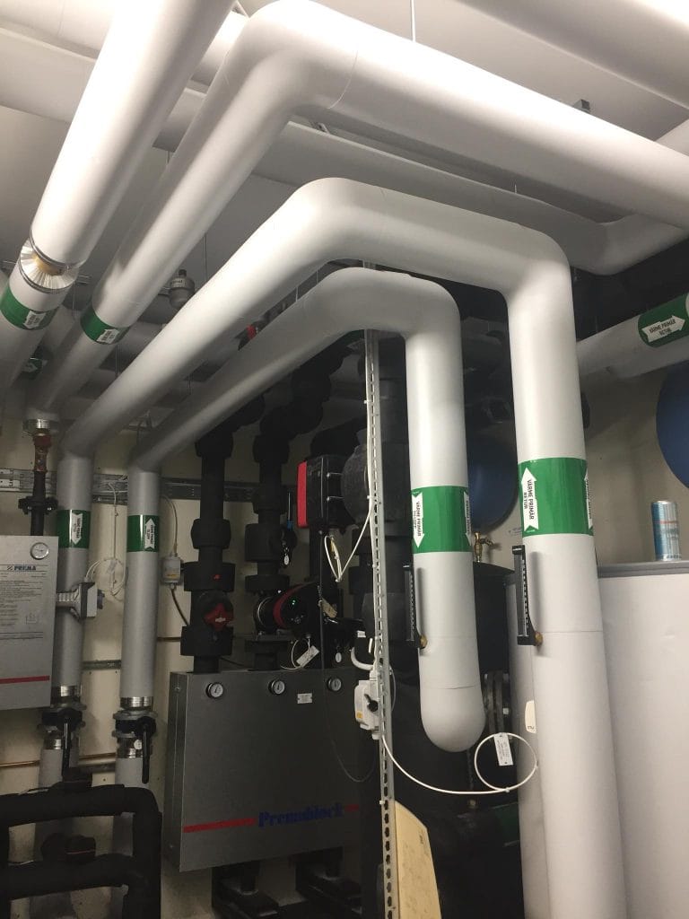 isoleringsarbete-och-markning-av-roren-pa-lks-nya-kontor-i-malmo